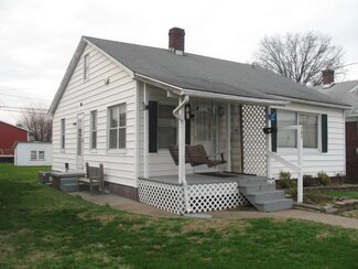 727 7th St, Tell City, IN 47586