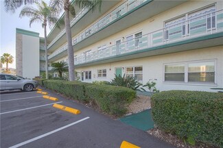 5725 80th St N Unit 112, Saint Petersburg, FL 33709