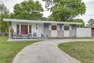 3544 Manchester Dr, Charlotte, NC 28217