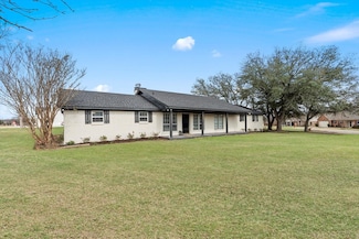 205 Westshore Dr, Wills Point, TX 75169