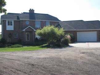 7707 Prairie Hill Rd, South Beloit, IL 61080