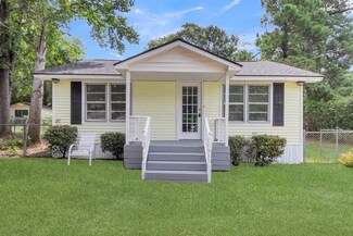 106 Ocarroll St, Moncks Corner, SC 29461