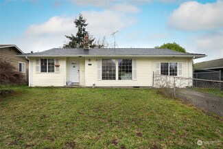 211 173rd St E, Spanaway, WA 98387