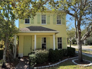 2000 SE Avon Park Dr, Port Saint Lucie, FL 34952