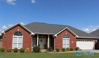 115 Danforth Dr, Harvest, AL 35749