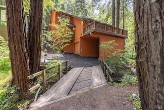19369 Hidden Valley Rd, Guerneville, CA 95446