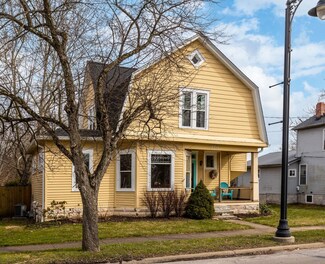 228 S Main St, Pataskala, OH 43062
