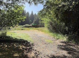 110 Pinnacle Ln, McKinleyville, CA 95519