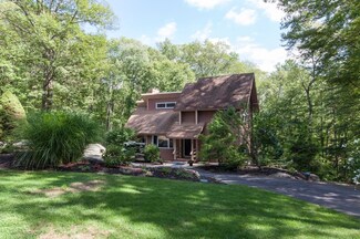 32 Warren St, Boylston, MA 01505