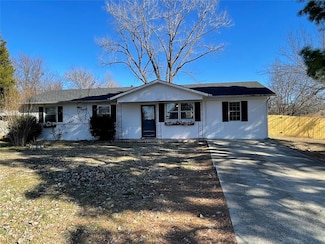 404 C St, Seminole, OK 74868