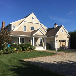 25 Hiram Pond Rd, Dennis, MA 02638