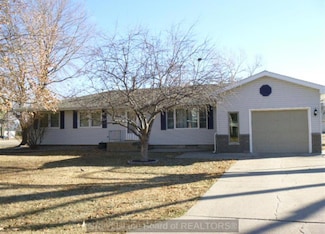 316 N Derby Ave, Giltner, NE 68841