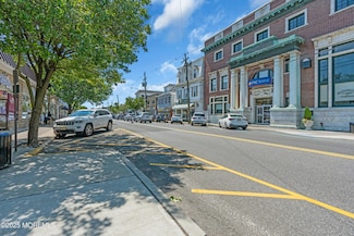 30 Broad St Unit 2, Manasquan, NJ 08736