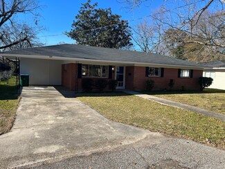107 North St, Petal, MS 39465