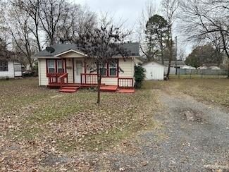 2207 Sallie St, Muskogee, OK 74403