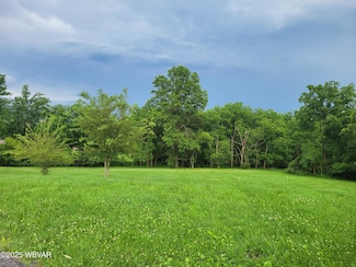 191 Gray Fox Rd, Mill Hall, PA 17751