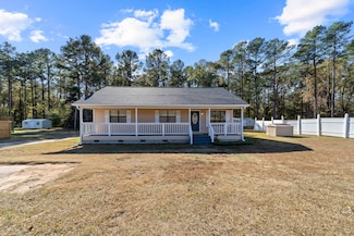 303 Transylvania Dr, Sandersville, GA 31082