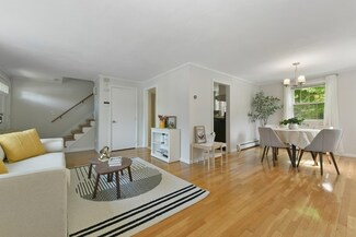 8 Edwards Rd Unit 8A, Woburn, MA 01801