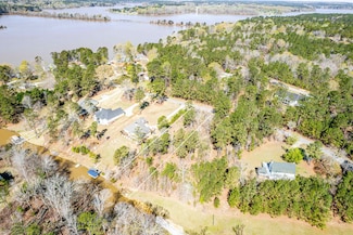 1251 Pullman Cir, Greensboro, GA 30642