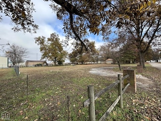 208 Fielder St, Bay, AR 72411