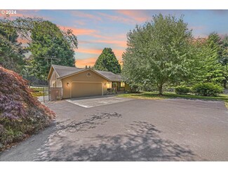 34400 NE 23rd Ave, La Center, WA 98629