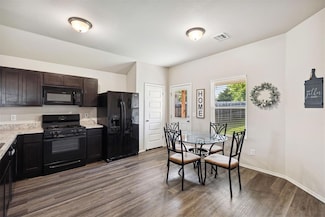 11604 NW 95th St, Yukon, OK 73099