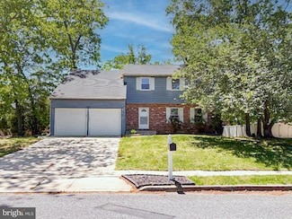 112 Hemlock Dr, Williamstown, NJ 08094