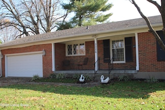 3026 Kaye Lawn Dr, Louisville, KY 40220