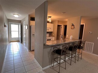 28264 Gravois Village Ln Unit 3401, Rocky Mount, MO 65072