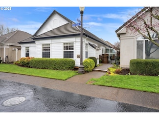 3385 Lake Glenn Dr, Eugene, OR 97408