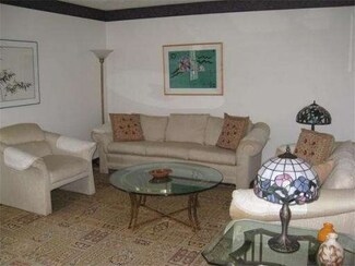3 Kimberly Ct, Chelmsford, MA 01824