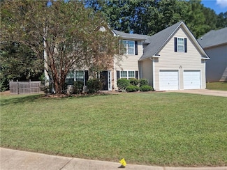 215 Barberry Ln, Dallas, GA 30132