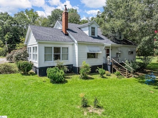 1741 Rainbow Lake Rd, Chesnee, SC 29323