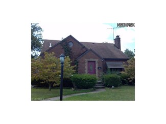 487 Robinson Rd, Campbell, OH 44405