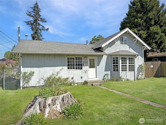 2457 S 52nd St, Tacoma, WA 98409