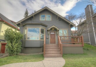 905 15th St, Bellingham, WA 98225