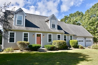 8 Joyce Dr, Plymouth, MA 02360