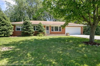 2N439 Diane Ave, Glen Ellyn, IL 60137