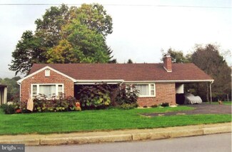 335 S 2nd St, Mc Connellsburg, PA 17233