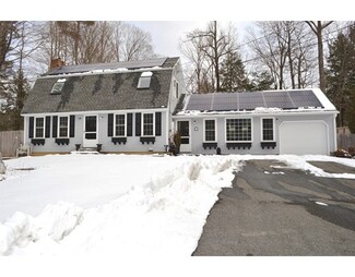 32 Brunell Ave, Lenox, MA 01240