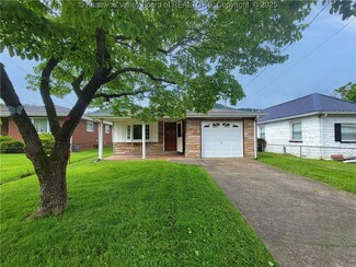 121 W Reynolds Ave, Belle, WV 25015