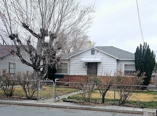 1059 H St, Sparks, NV 89431