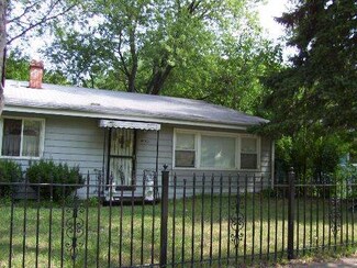 3450 Roesner Dr, Markham, IL 60428