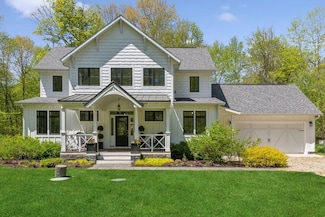 17106 River Bluff Dr, Union Pier, MI 49129