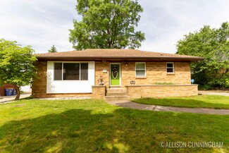 1901 Houseman Ave NE, Grand Rapids, MI 49505