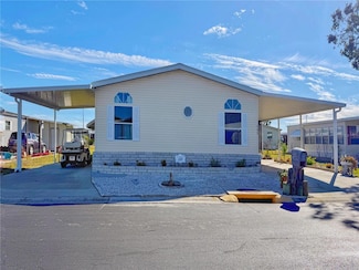 209 N Saint Thomas Cir, Apollo Beach, FL 33572