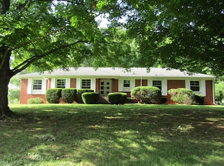 2108 Powell Ln, Lewisburg, TN 37091
