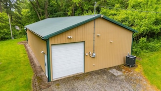 1260 Dixons Run Rd, Triadelphia, WV 26059