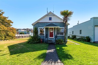 5121 N Winnifred St, Ruston, WA 98407