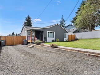 4121 W G St, Bremerton, WA 98312